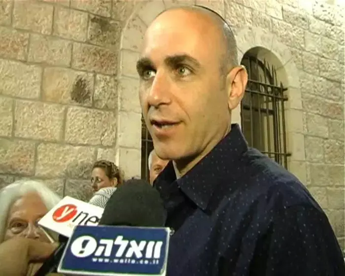 יוסף סידר: "מתרחק עכשיו מסרטים על אבי"