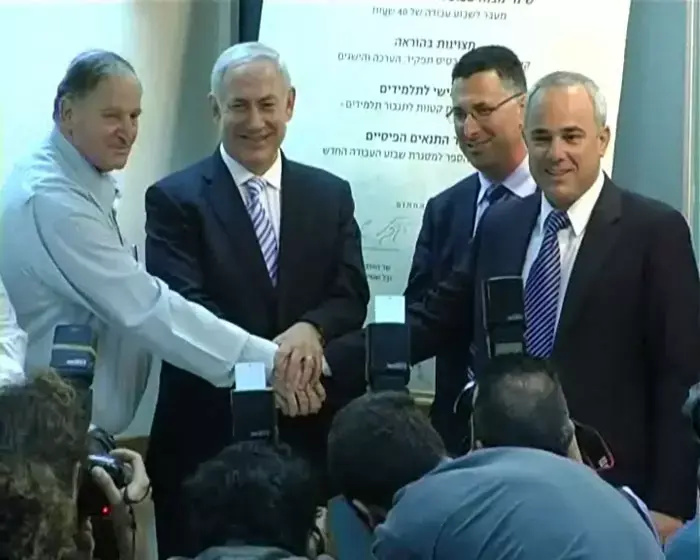 רפורמה בתיכונים: "המורים יתנו יותר ויקבלו יותר"