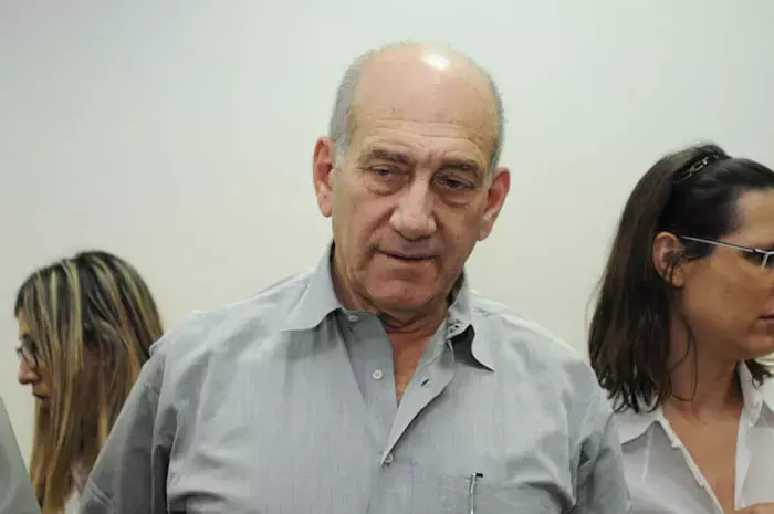 אולמרט על ראשונטורס: "טיפלו ביעילות בנסיעות"