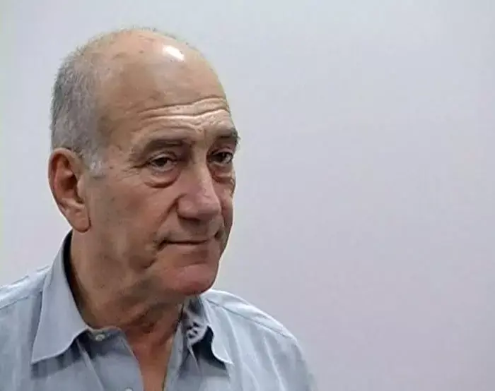 אולמרט: "לא ידעתי שמתפתח בנק ב'ראשונטורס'"