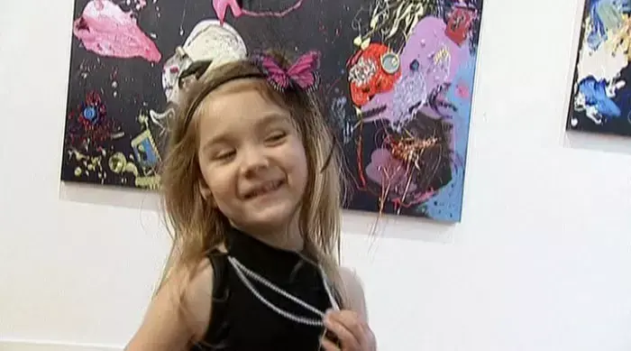 תערוכה לבת 4 במנהטן: "אמנית אבסטרקטית"