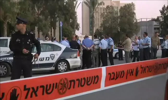 באר שבע: כוחות גדולים במצוד אחר "התוקף בפטיש"