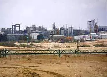 פצוע קשה בשריפה במפעל ברום ברמת חובב