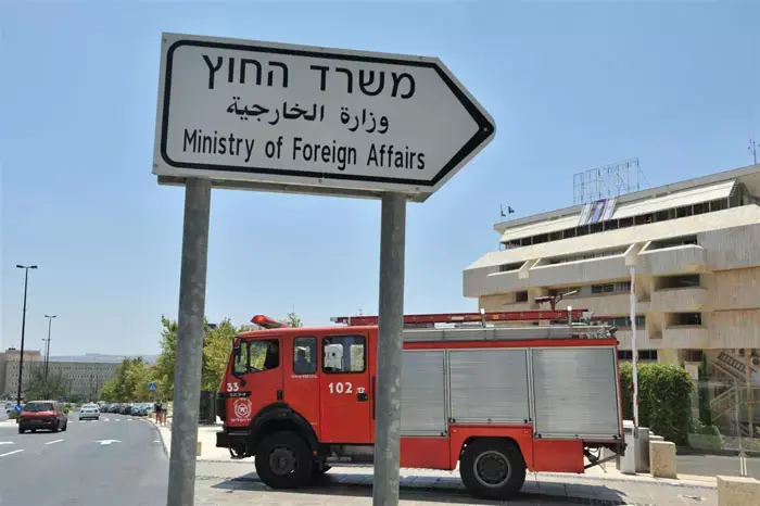 השביתה במשרד החוץ: הוועד והאוצר קרובים להסכם