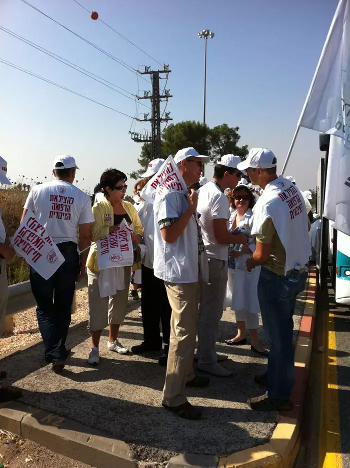 רופאים צעדו גם בצפת: "לשפר התנאים בפריפריה"