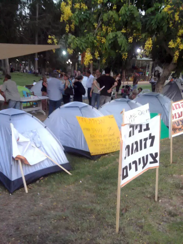 שביתות רעב במאהלי המחאה, אם חד-הורית התעלפה