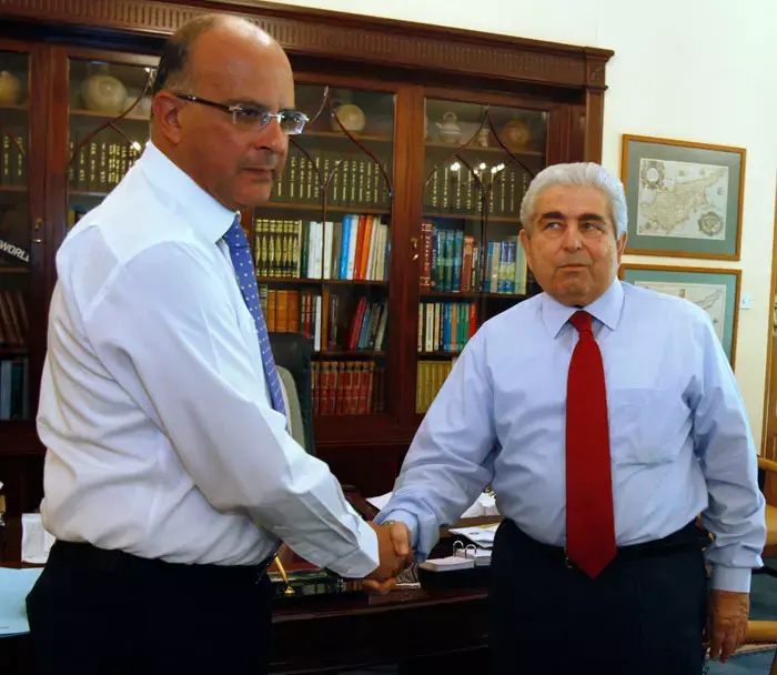 קפריסין: הממשלה התפטרה בגלל אסון התחמושת