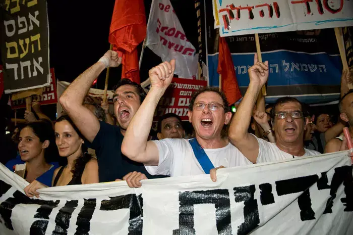 דובר רה"מ על מחאת האוהלים: "כנסו לפרופורציות"
