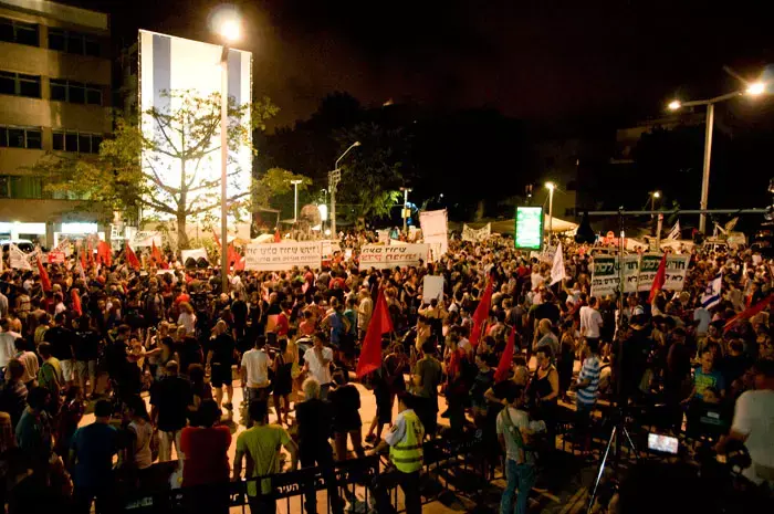 עשרות אלפים צפויים להשתתף ב"הפגנה של כל הזמנים"