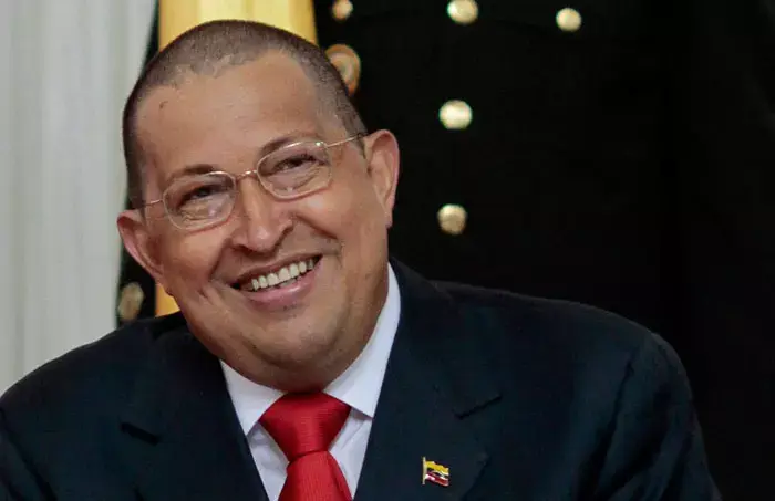 צ'אווס הופיע עם קרחת: "הכימותרפיה עובדת"