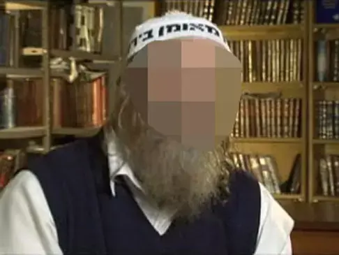 שכניו של מנהיג הכת: "לא ידענו, זה שיגעון"