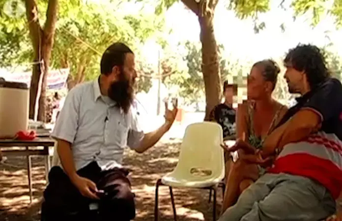 מפונקים? פופוליסטים? לא במאהל בשכונת התקווה