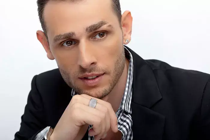מושיק עפיה מבטיח שיהיה בסדר - האזינו