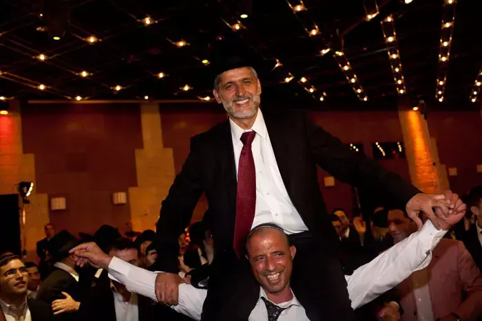 קול ששון וקול שמחה: אלי ישי חיתן את בתו