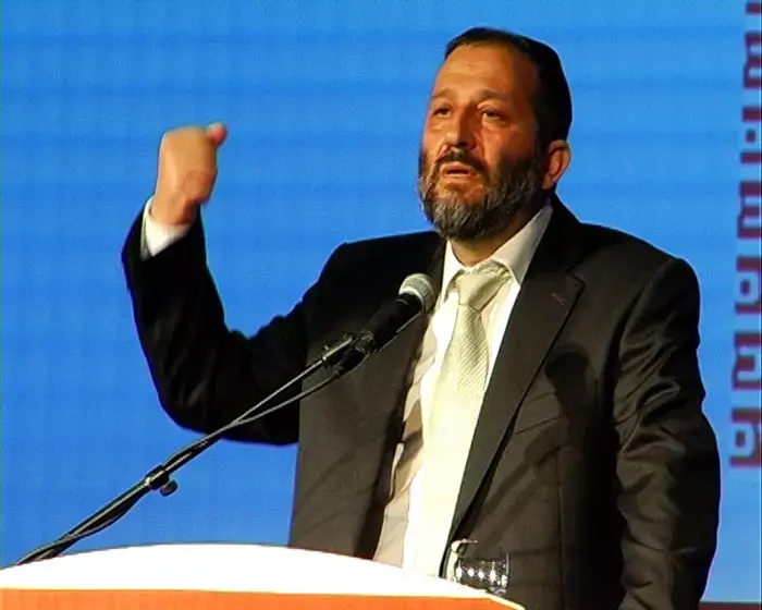 אריה דרעי לנתניהו ולבני: "להקים ממשלת אחדות"