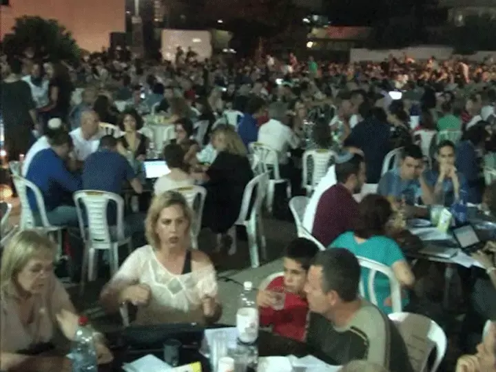 רון חולדאי גורש מאירוע "השולחן העגול" בתל אביב