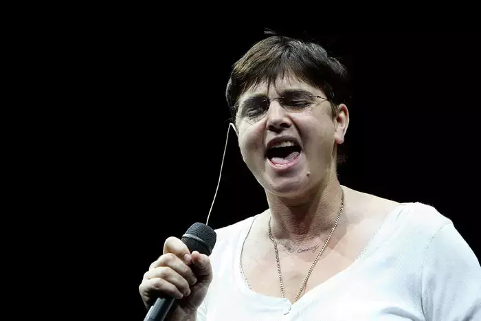 שינייד אוקונור התמוטטה שוב, ביטלה את סיבוב ההופעות