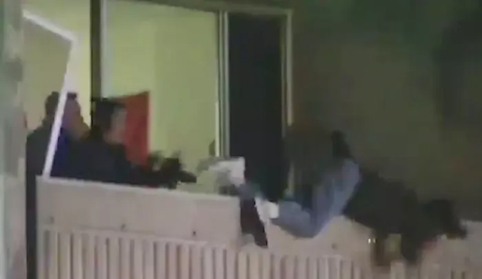 תיעוד בקנדה: נורה בטייזר וקפץ מהקומה השלישית
