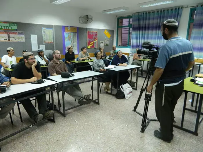 לא רק "בצלם": מתנחלים יתעדו עימותים עם פלסטינים