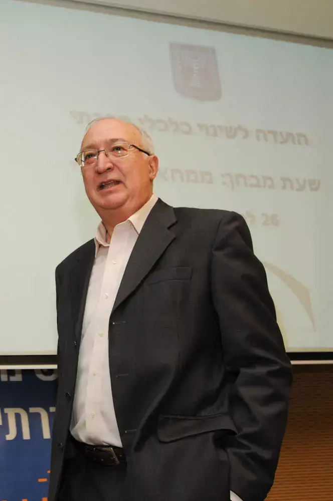 פרשנות: המבחן האמיתי של טרכטנברג - בדרך לכנסת