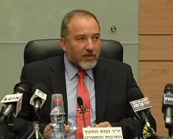 ליברמן: "חייבים להפיל מיד את שלטון חמאס"