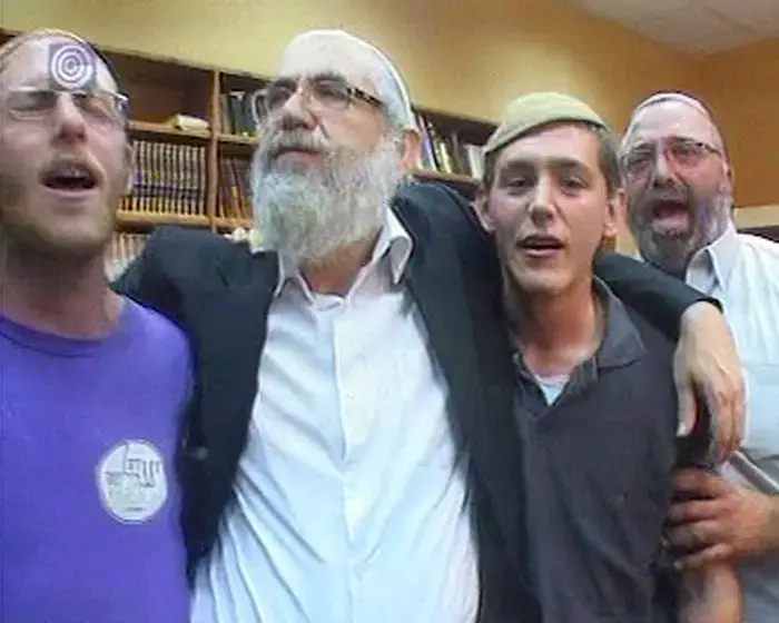 הרב מוטי אלון: "לא ביצעתי מעשה מיני בתלמידיי"