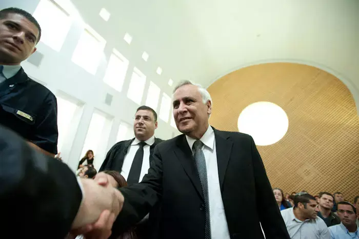 סופית: משה קצב ירצה את עונשו בכלא מעשיהו