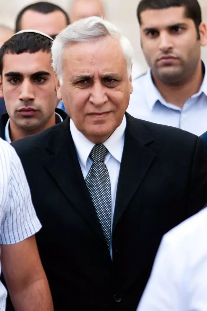 הסרט על משה קצב: א' מבית הנשיא נגד שימוש בפרטיה