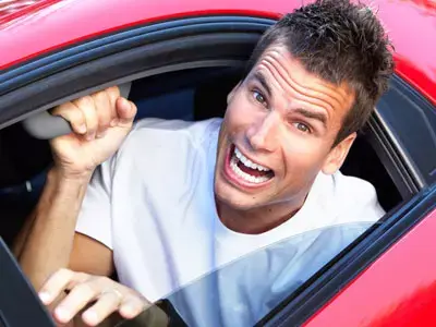 בדרך לאישור: רישיון נהיגה מגיל 16 ו-9 חודשים