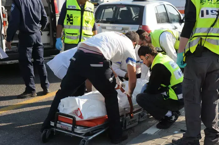 טרגדיה בחדרה: ילד בן 9 נדרס למוות לעיני אמו