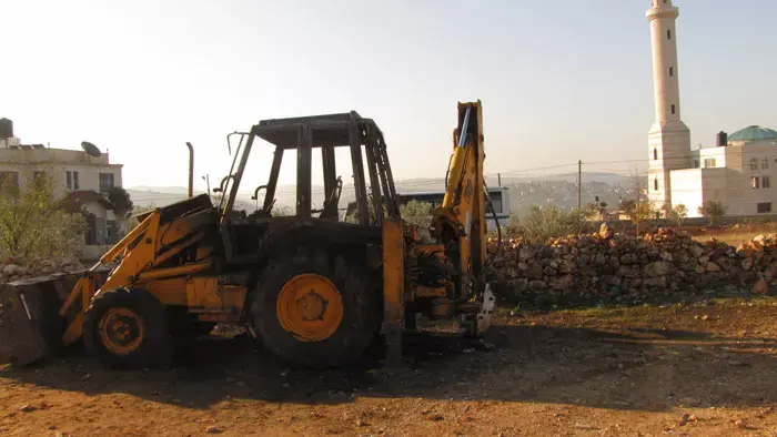 שוב תג מחיר במקומות תפילה: מסגד הוצת סמוך לאריאל