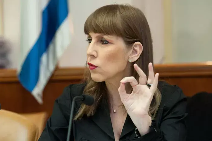לבנת: "ההתנכלות לילדה בבית שמש - פשע אלים"