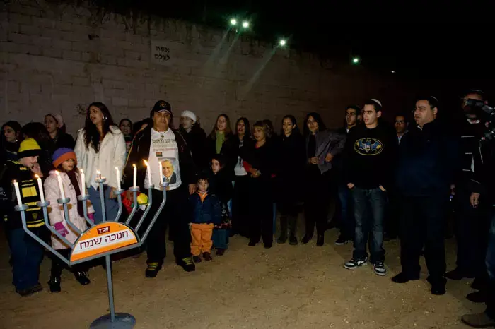 משפחת קצב חגגה לו יום הולדת עצוב מחוץ לכלא