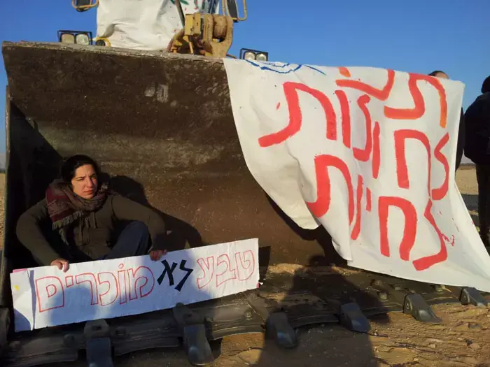 פעילים ניסו למנוע הכרייה בחולות סמר, 8 נעצרו