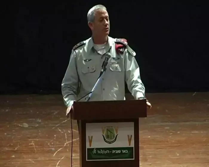 האם גנץ התייחס ללוחמות מיוחדות מעבר לקווי האויב?