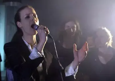 רונה קינן בקליפ חדש - "הפרש המהורהר": בכורה