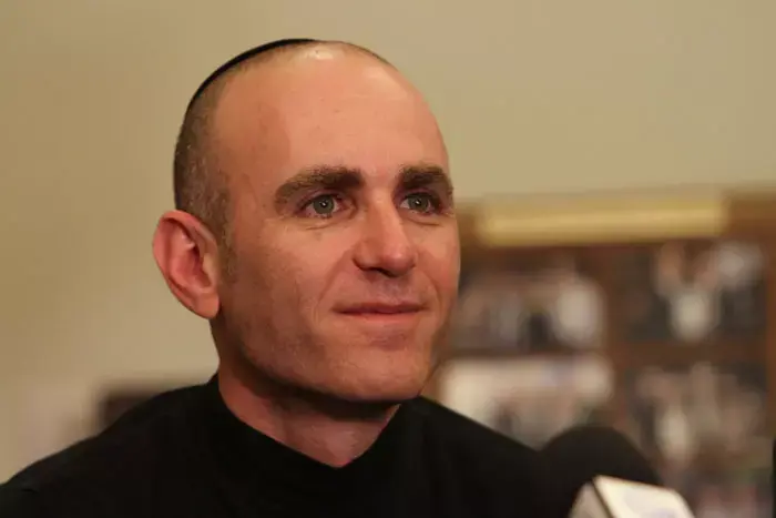 אוסקר 2012: עלילות יוסף סידר בלוס אנג'לס