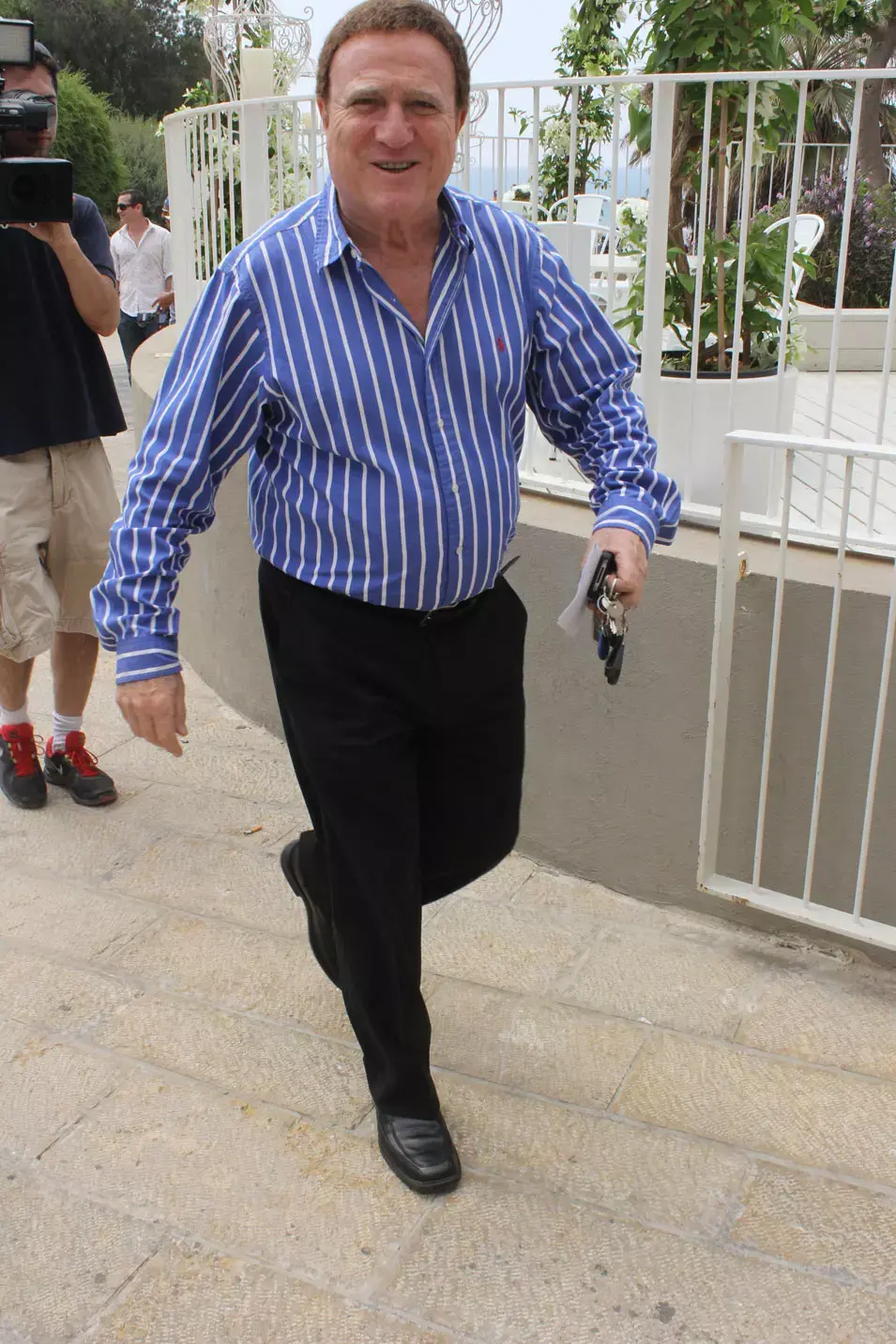 יהורם גאון עוזב את "ביקור הגברת הזקנה"