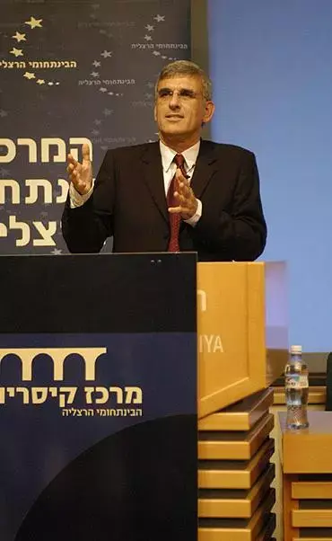 מנכ&rdquo;ל האוצר: לא היו אי סדרים בהפרטת לאומי