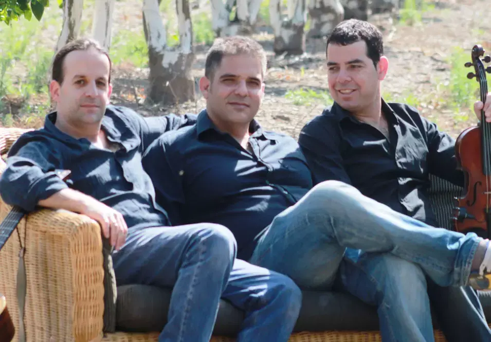 חי והקיימים: האזינו לסינגל הבכורה