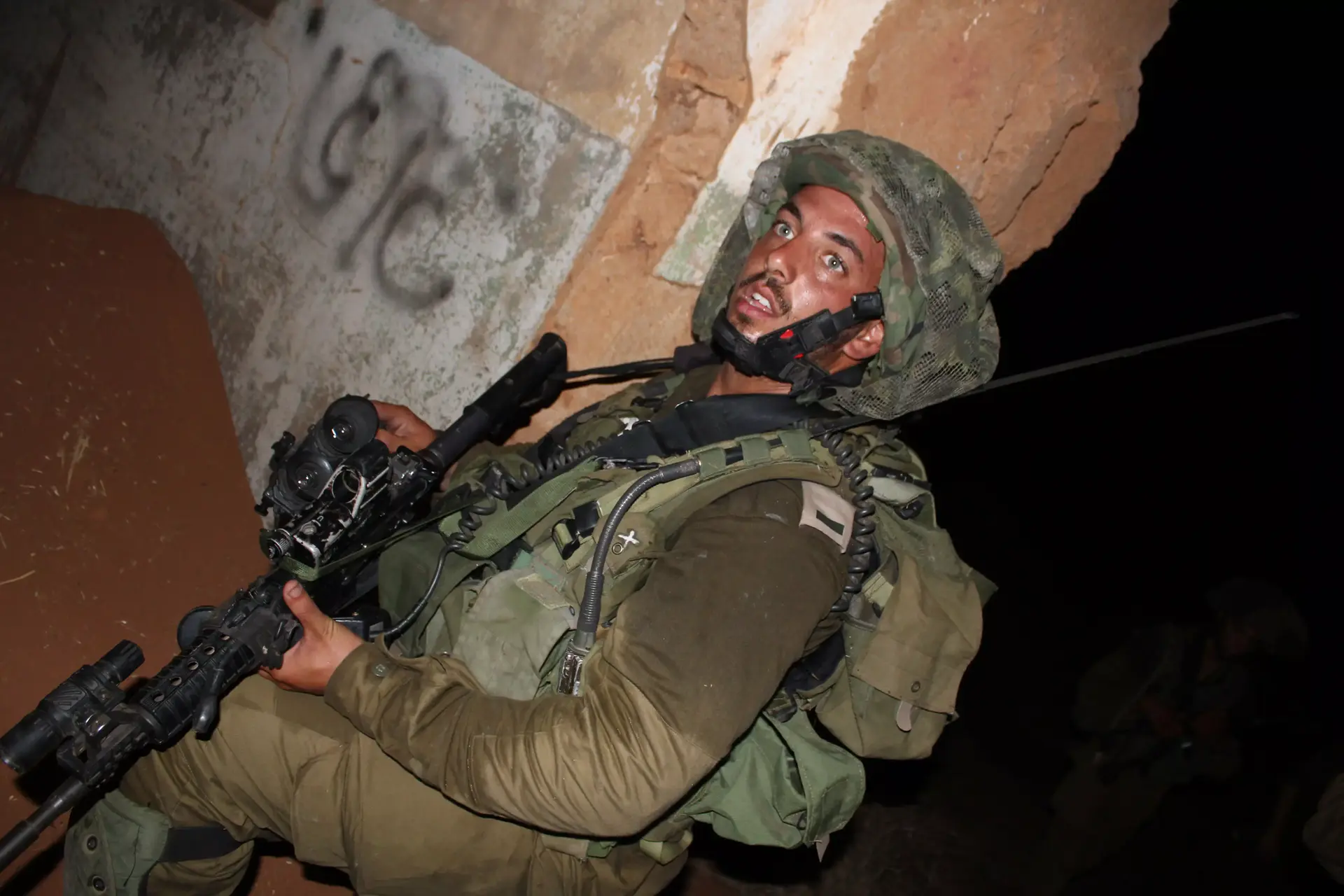 עדיף ללא החרב