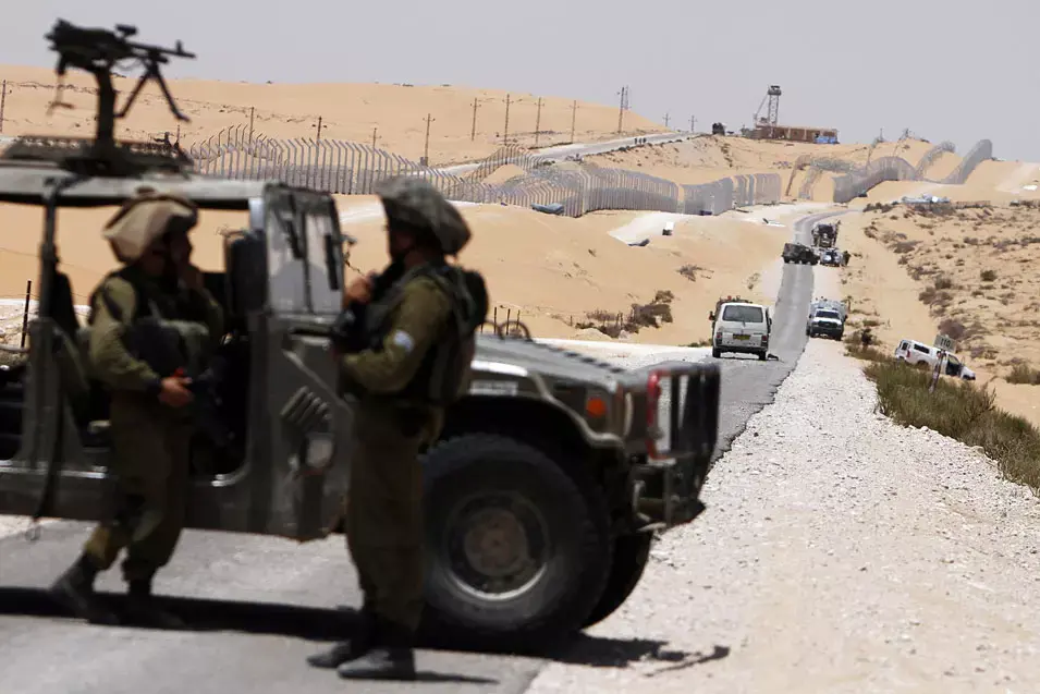 במהלך סיכול הברחה: חייל נפצע קל מירי בגבול מצרים