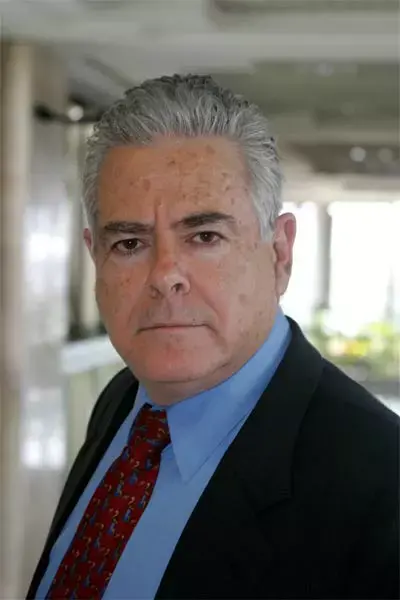 אפרים סנה: על מרכז מפלגת העבודה לבחור את שריה
