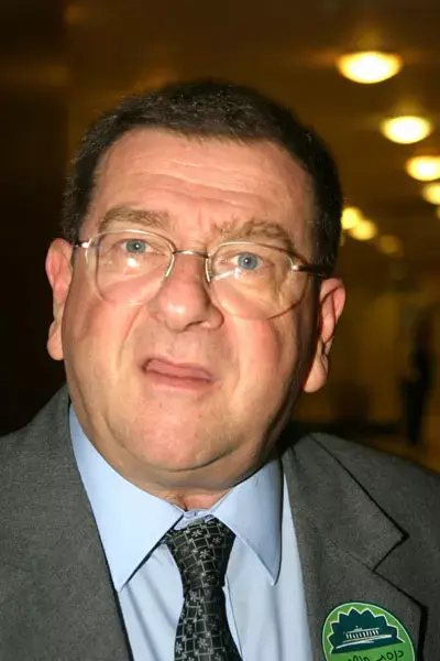 אברהם פורז מקים מפלגה חדשה