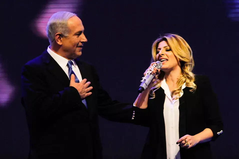 אמנים יכולים להשתתף בתעמולה  בתנאים מסוימים
