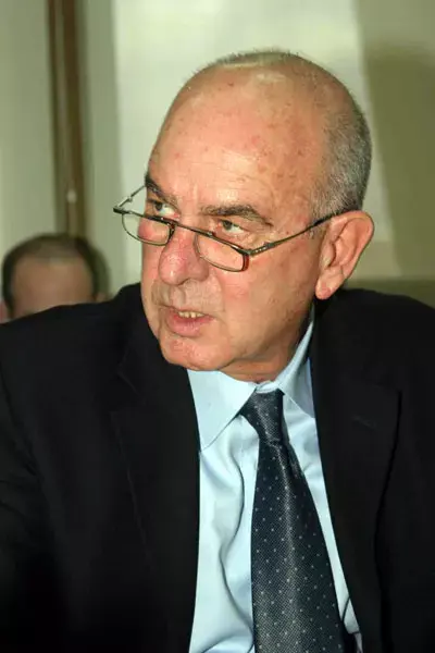 פרץ שוקל: וילנאי או ברוורמן במקום פינס
