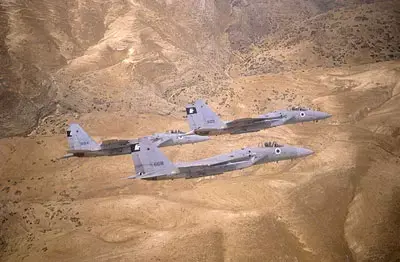 דיווח באירן: "מטוסי ישראל עומדים לתקוף"