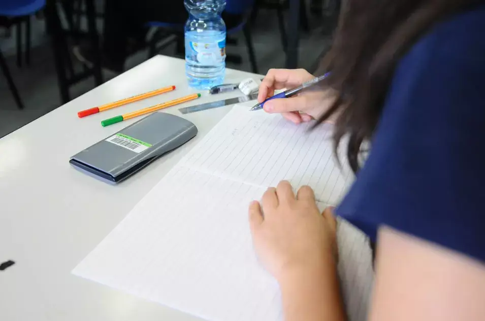 ורק על נושא אחד לא מדברים בבחירות
