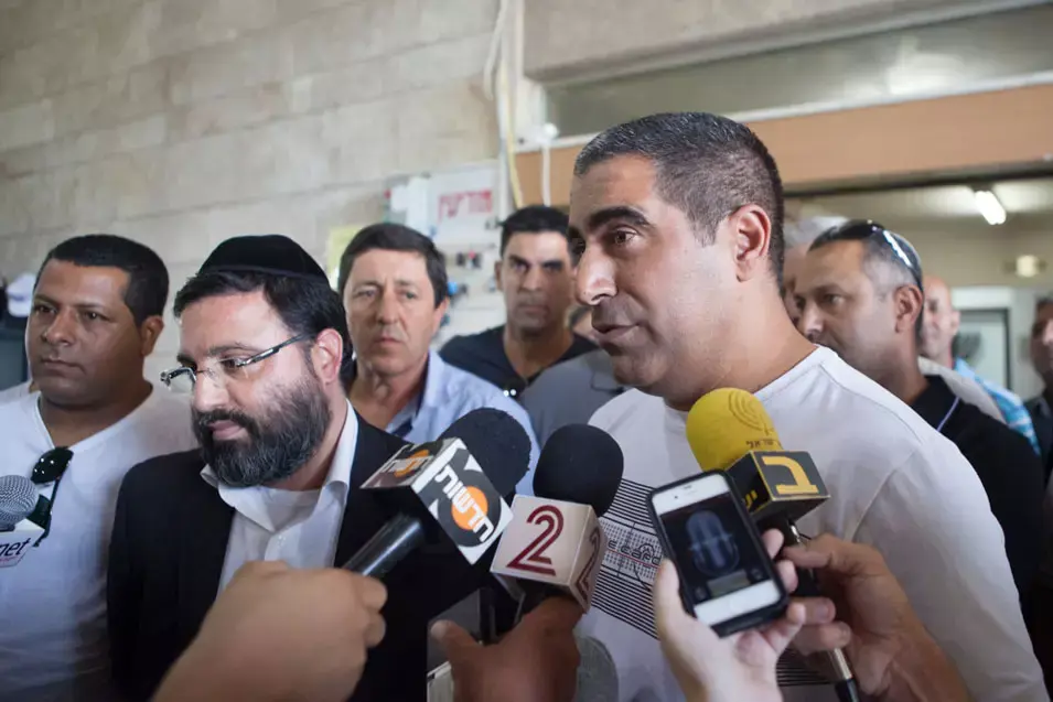 "שיפנו את המיליארדים של הנמל החדש לנזקקים"