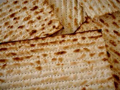 270 מיליון שקלים של יין ומצות